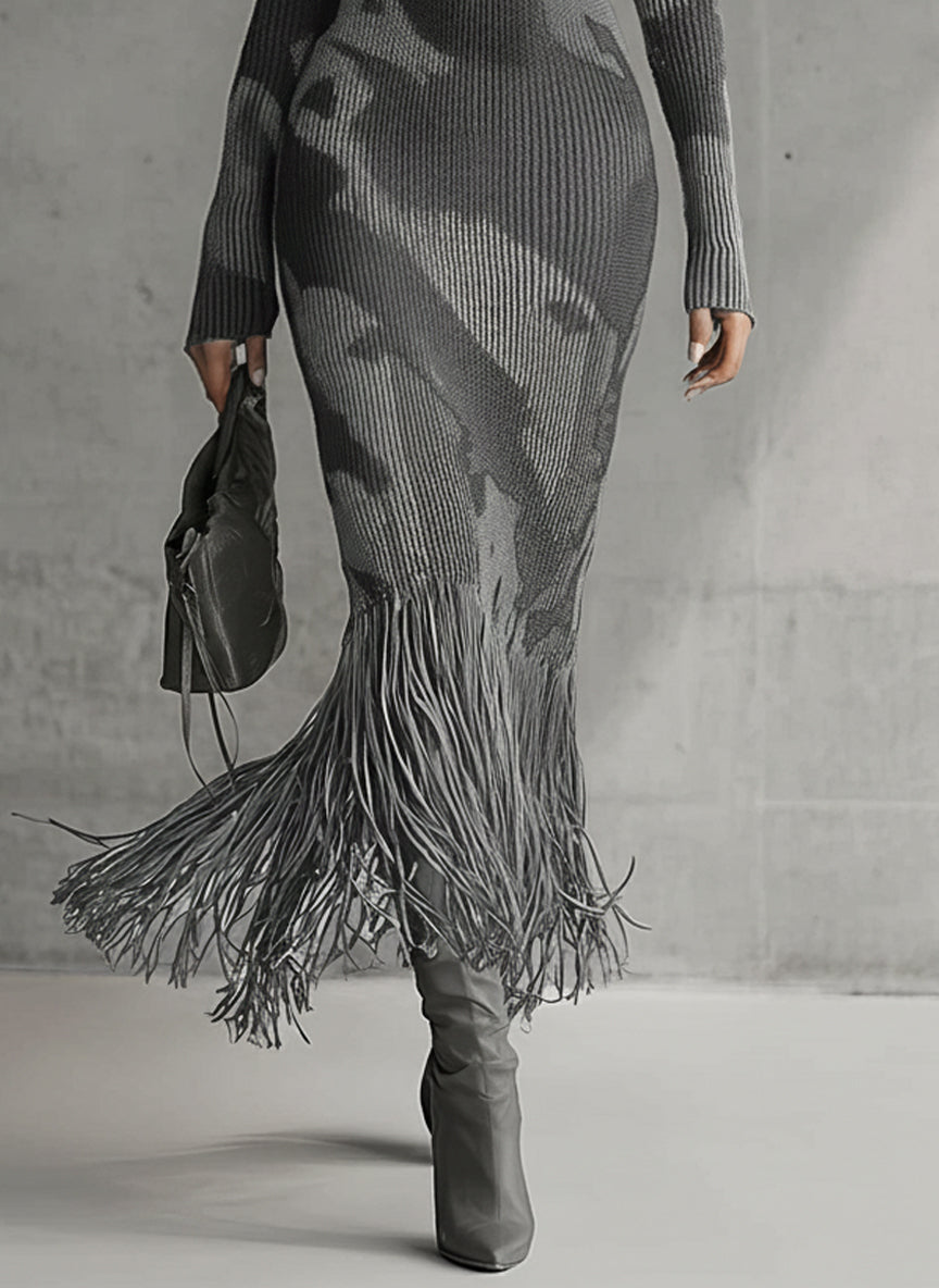 Olivia · Vestido ajustado con flecos