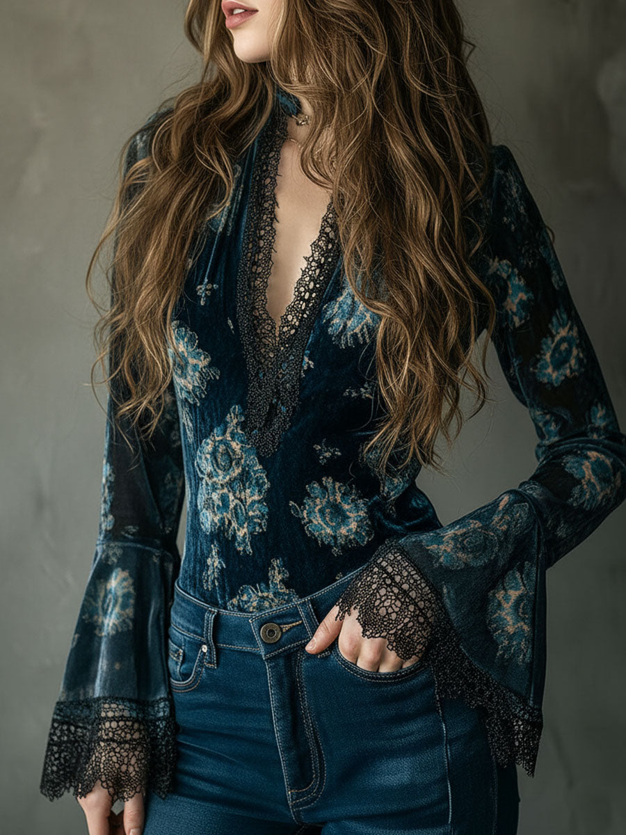 Azul · Blusa floral retro con mangas de campana