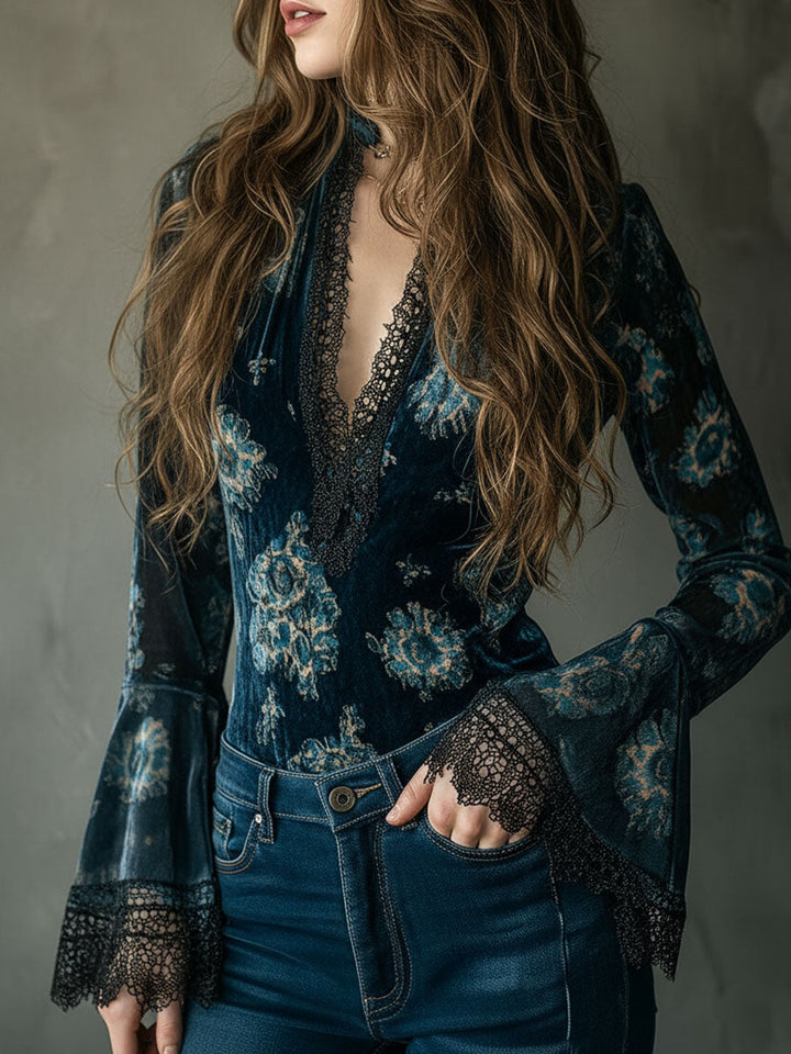 Azul · Blusa floral retro con mangas de campana