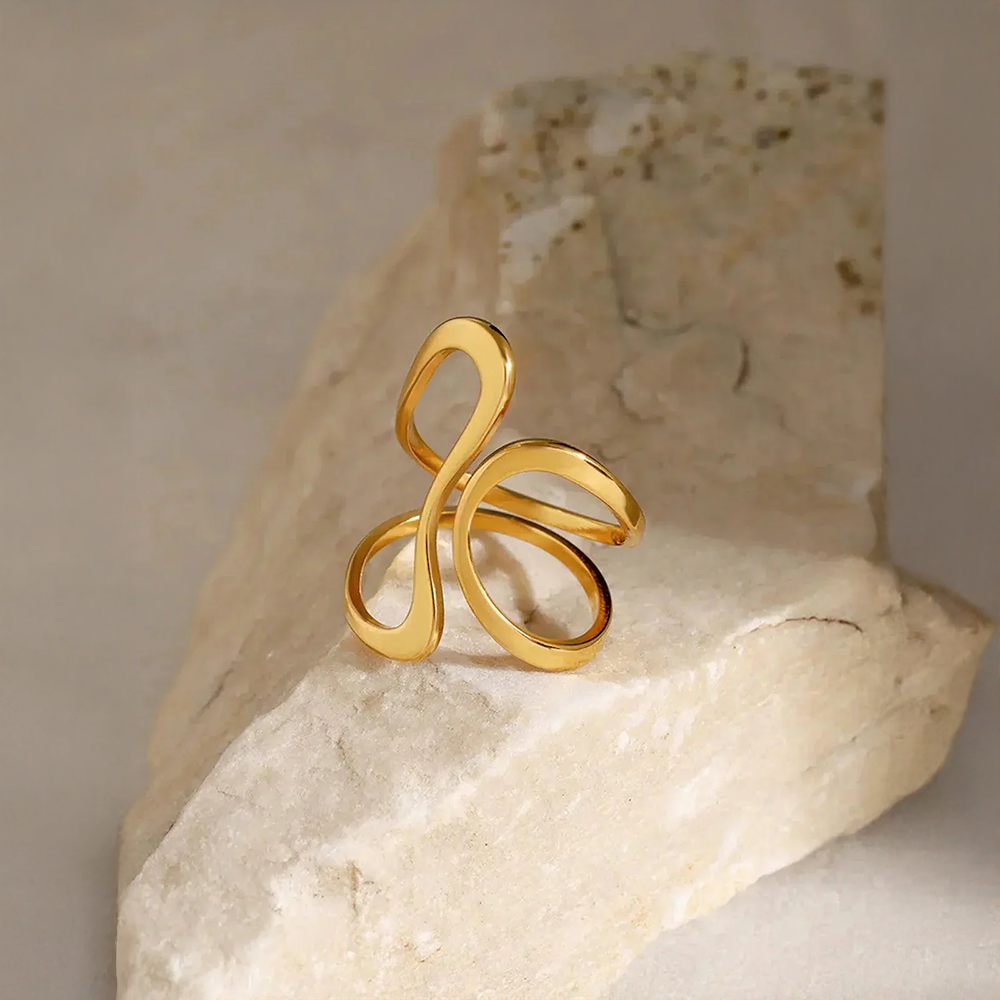 Floréa | Anillo Espiral con Diseño Distintivo