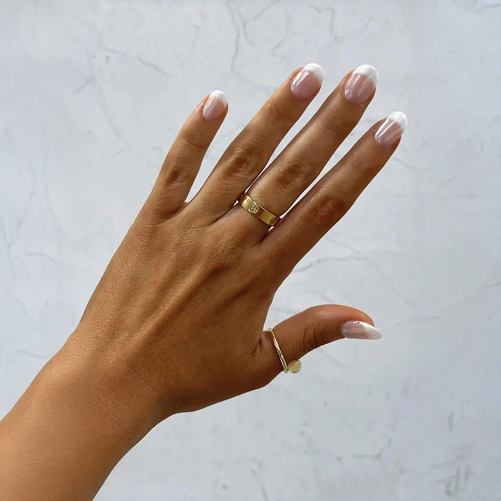 Clarette | Diseño audaz en oro