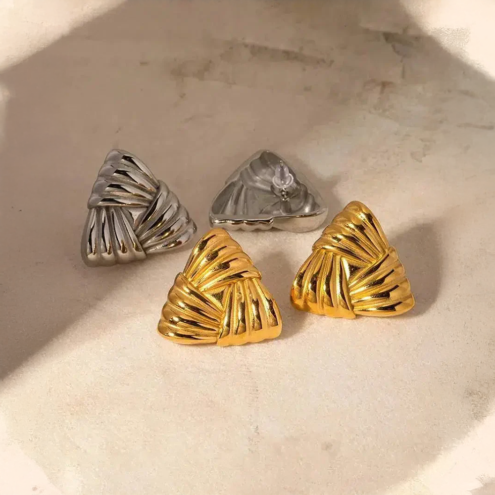 Beloria | Pendientes de Triángulo Inspirados en el Vintage