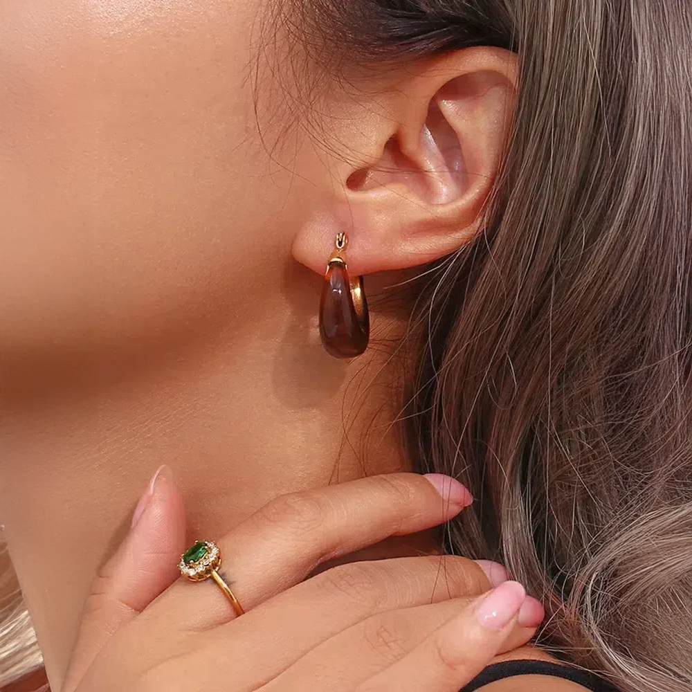Daliara | Pendientes Burdeos con Diseño Audaz