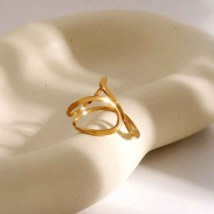 Floréa | Anillo Espiral con Diseño Distintivo