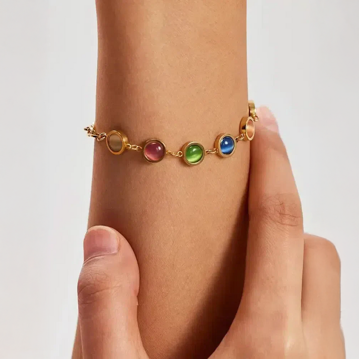 Taryana | Pulsera de Oro con Piedras Coloridas