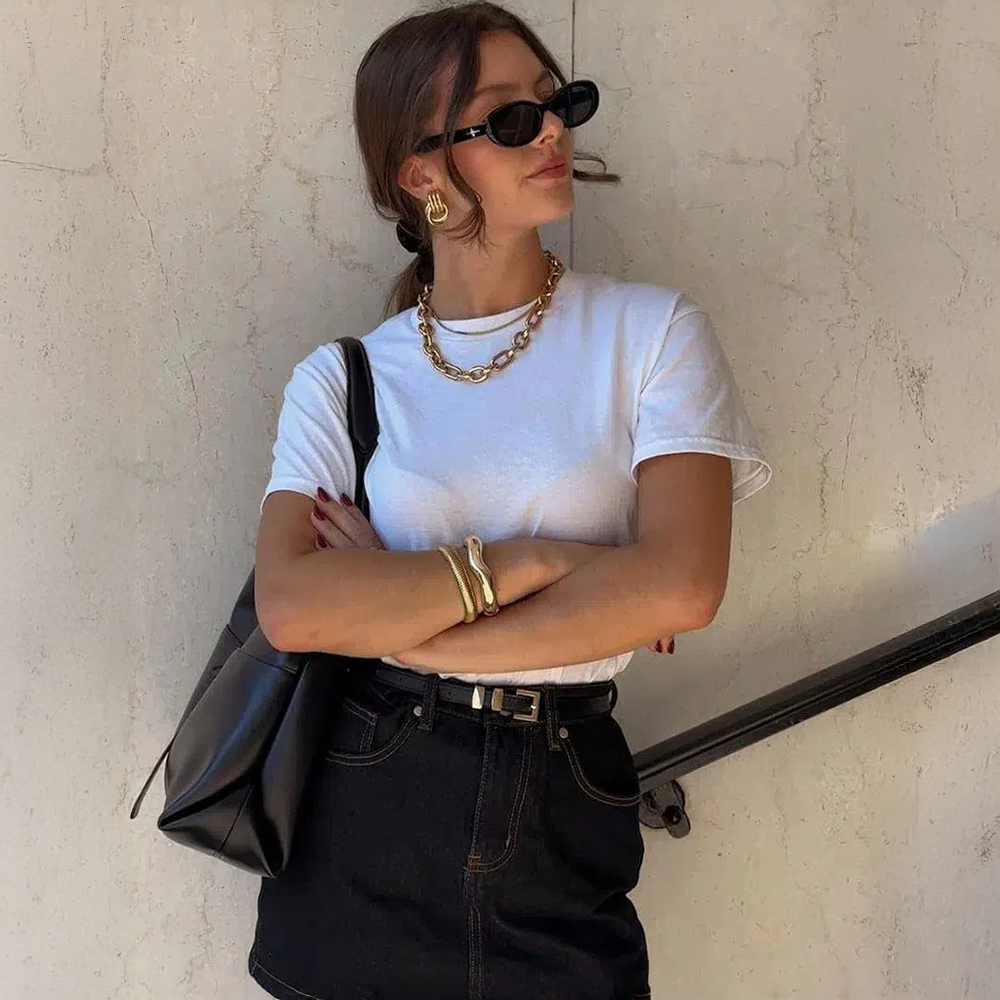 Lunisa | Aros Mini con Estilo Atemporal