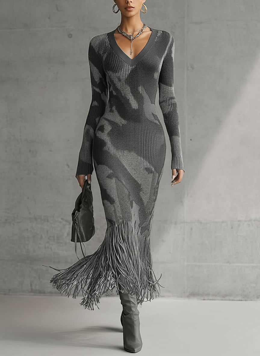 Olivia · Vestido ajustado con flecos