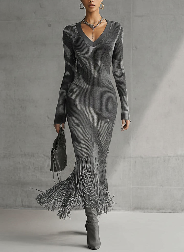Olivia · Vestido ajustado con flecos