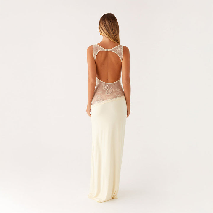 Selena | Elegancia Escultural