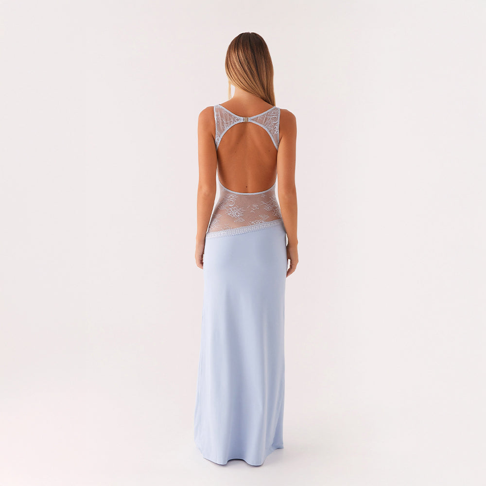 Selena | Elegancia Escultural