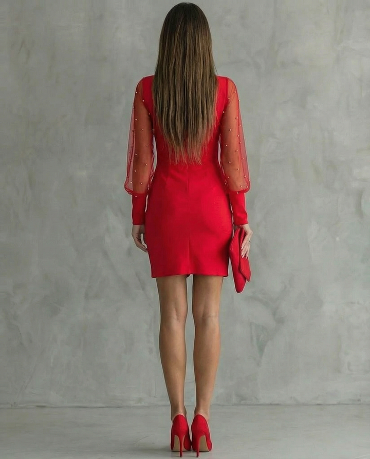 Elena · Vestido con hombros descubiertos y manga larga