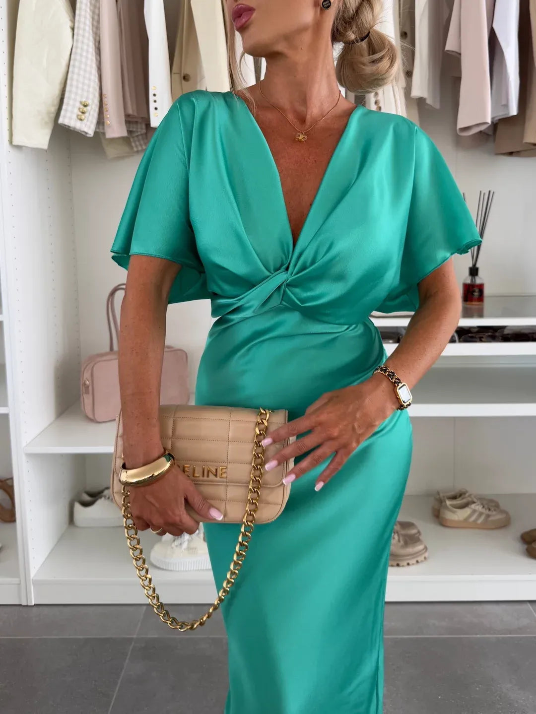 Mernes · Vestido con nudo cruzado